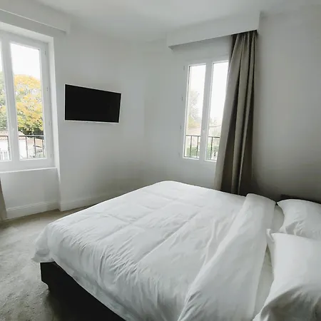 Отель Restaurant La Paillote *